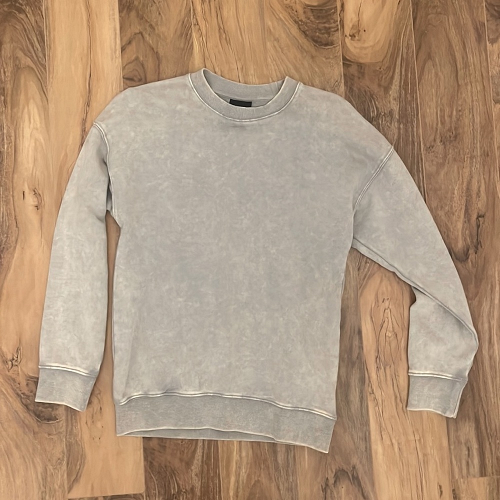 H&M Relaxed Fit Pullover Sweatshirt // Light Gray // Size XS women’s NWT